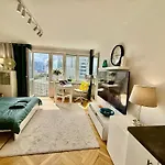 Lägenhet 3 Metro Wifi 65'tv Netflix Hbo Appletv Amazontv