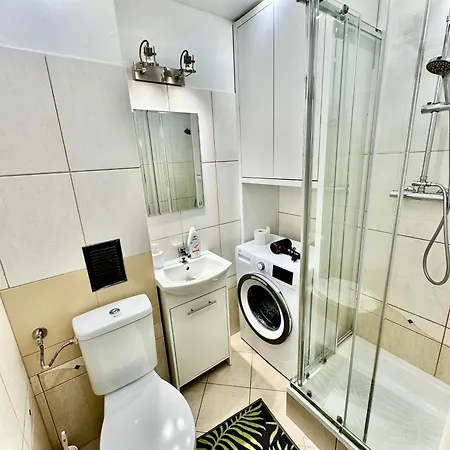 3 Metro Wifi 65'tv Netflix Hbo Appletv Amazontv Varsovie