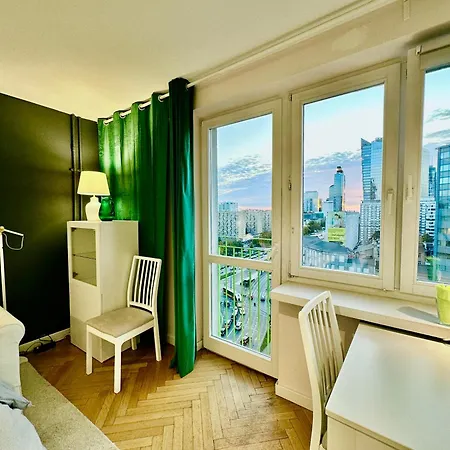 3 Metro Wifi 65'tv Netflix Hbo Appletv Amazontv Apartment Warsaw