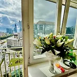 Lejlighed 3 Metro Wifi 65'tv Netflix Hbo Appletv Amazontv Warszawa